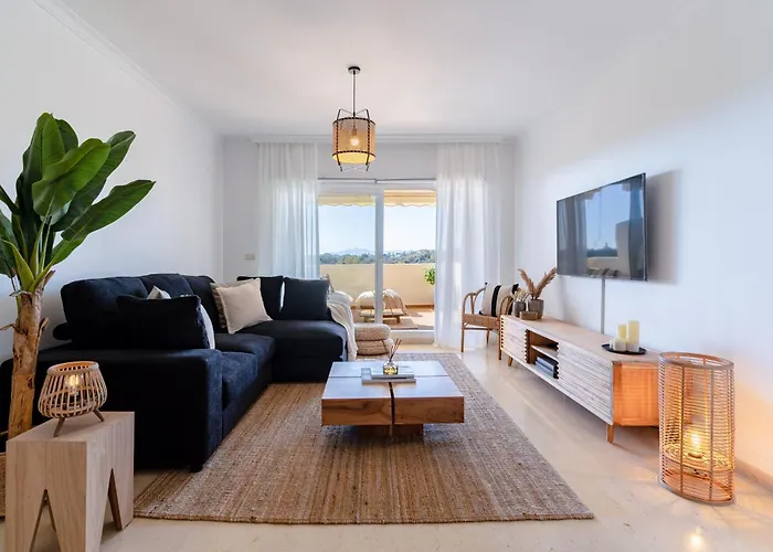 Appartement Elviria Met Zeezicht