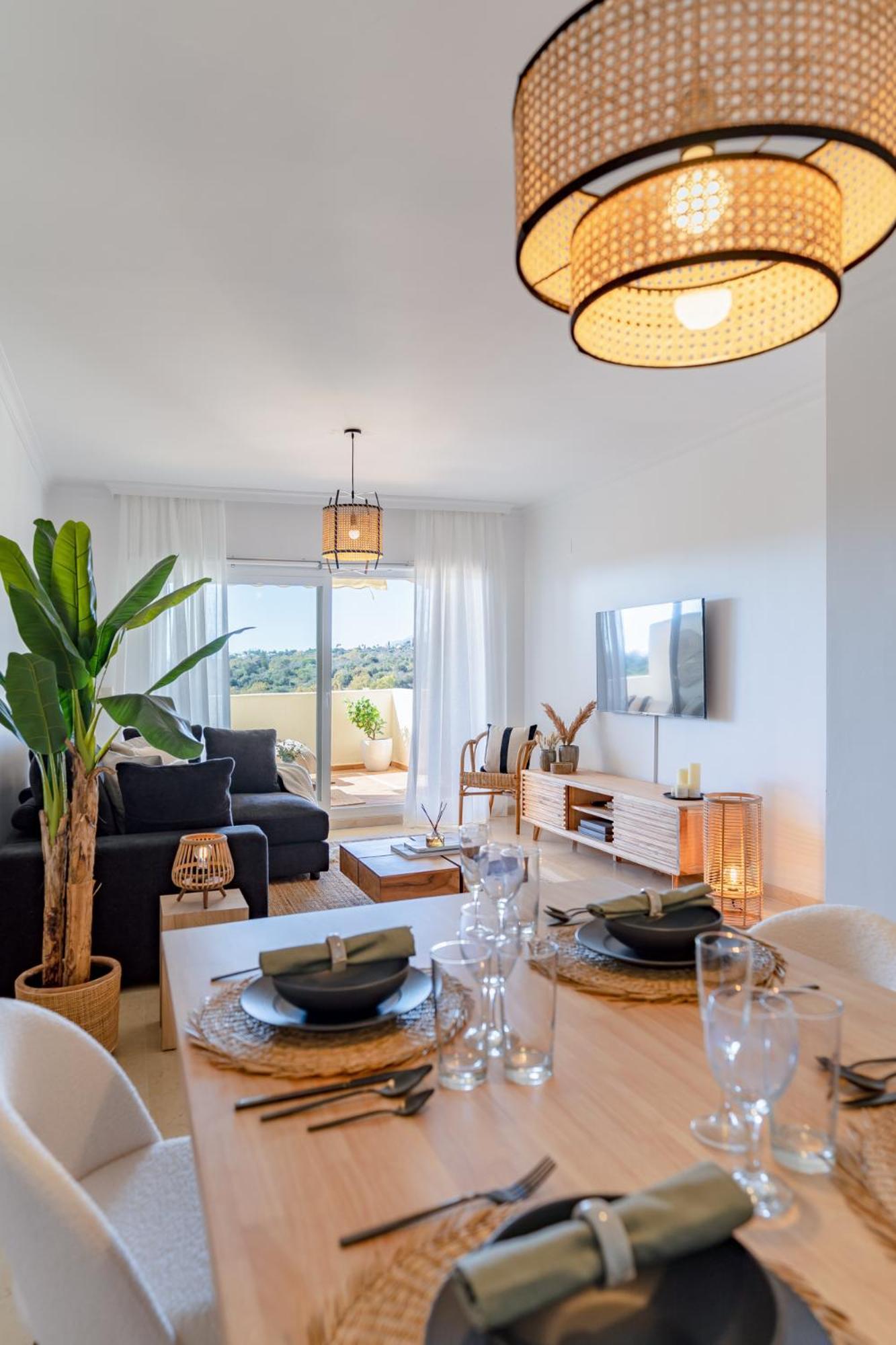 Apartment Elviria Met Zeezicht